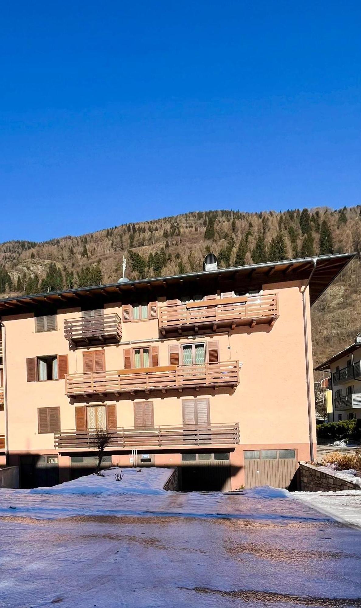 Appartamento Caprioli Pellizzano Eksteriør billede